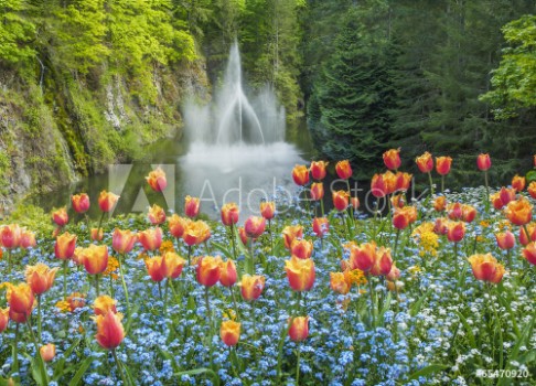 Picture of Ross Fountain in Butchart Gardens